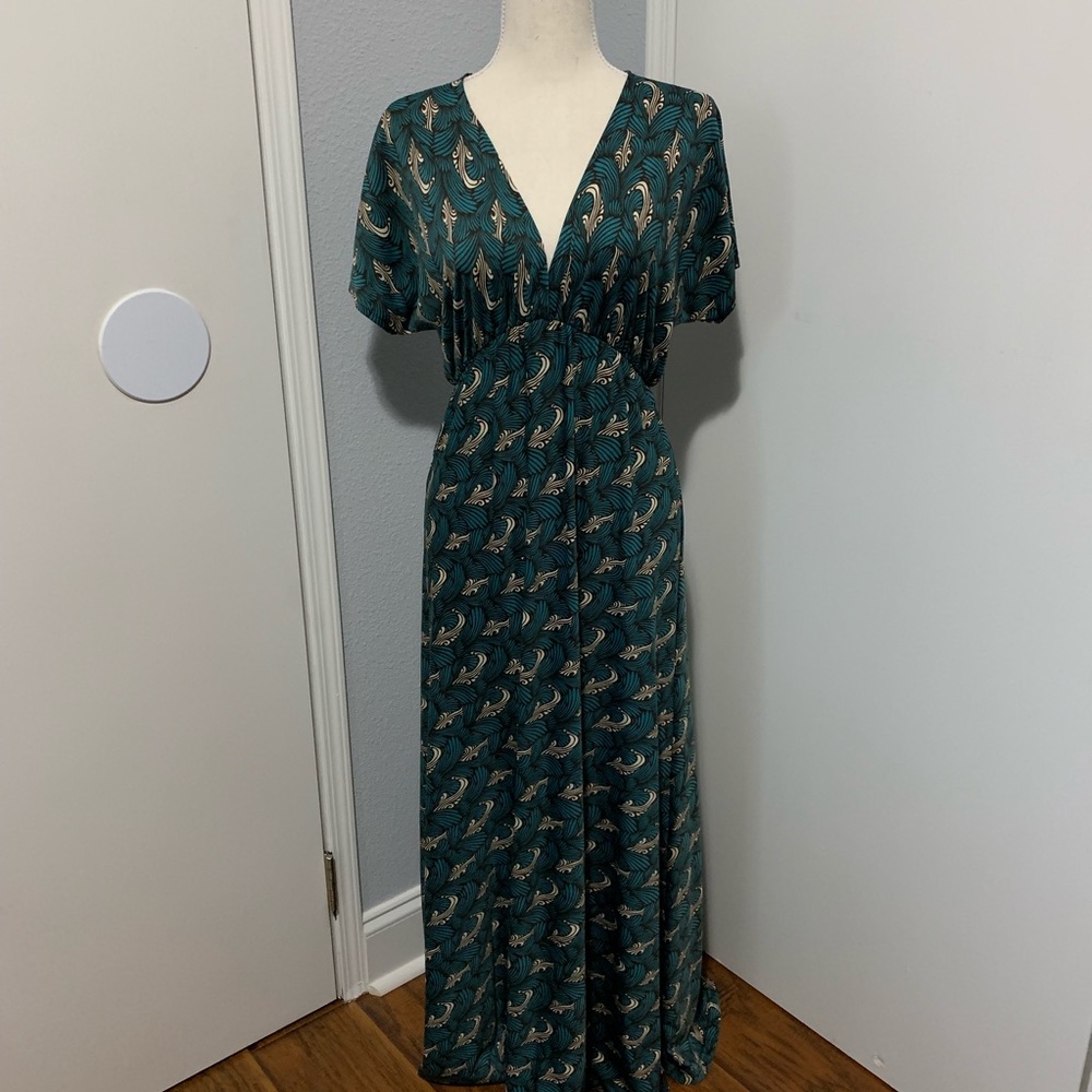 213 Brand Maxi V Neck Dress